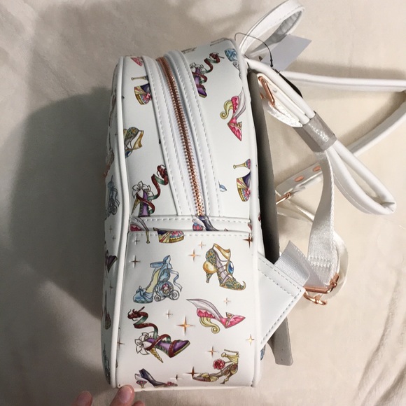 Loungefly Disney princess shoes backpack - Picture 5 of 8